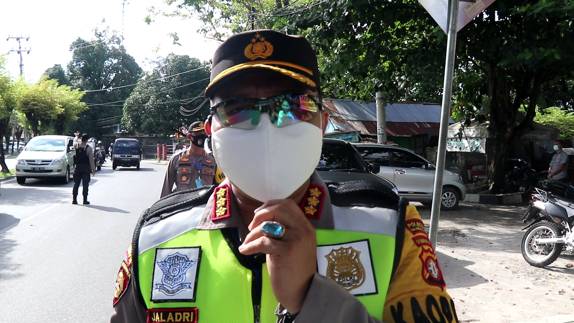 KOMBES POL. DWI TUNGGAL JALADRI , S.I.K.,SH,M.Hum